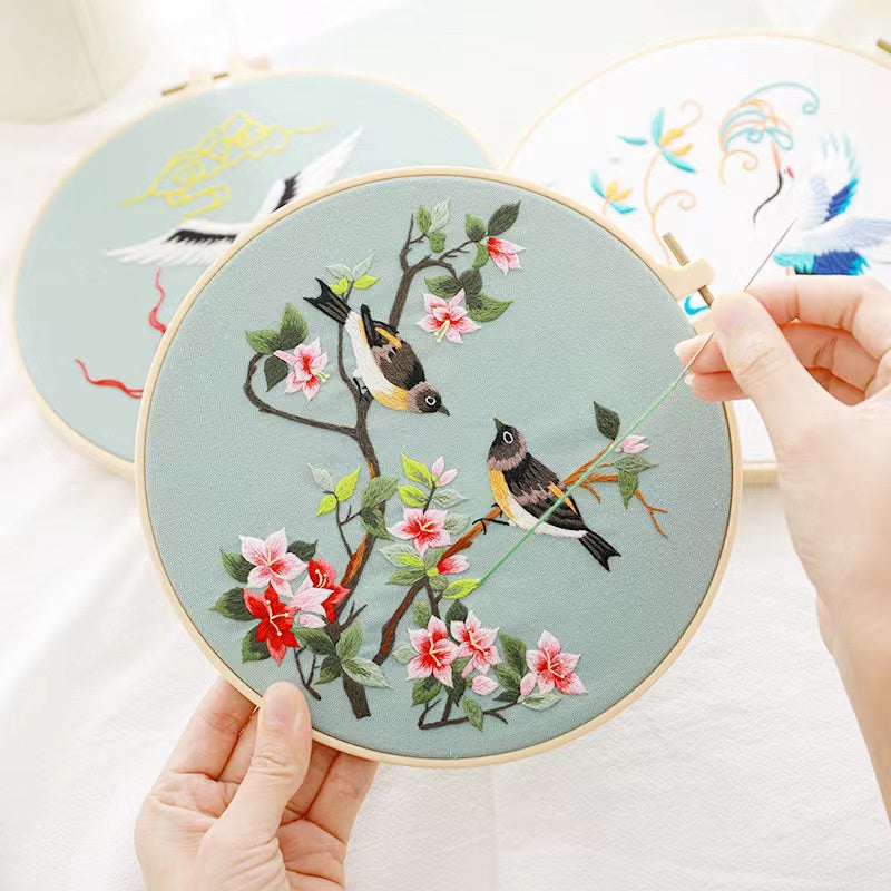 Embroidery Kit- Needlework for Beginner- Cross Stitch set/ DIY手工刺绣材料包- 仙鹤花草初学者绣花套件