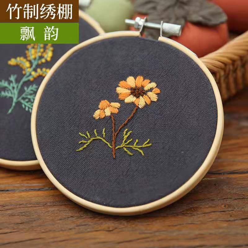 NEW ARRIVAL - Embroidery Kit- Needlework for Beginner- Cross Stitch set/ DIY手工刺绣材料包- 新款刺绣- 绣花套件