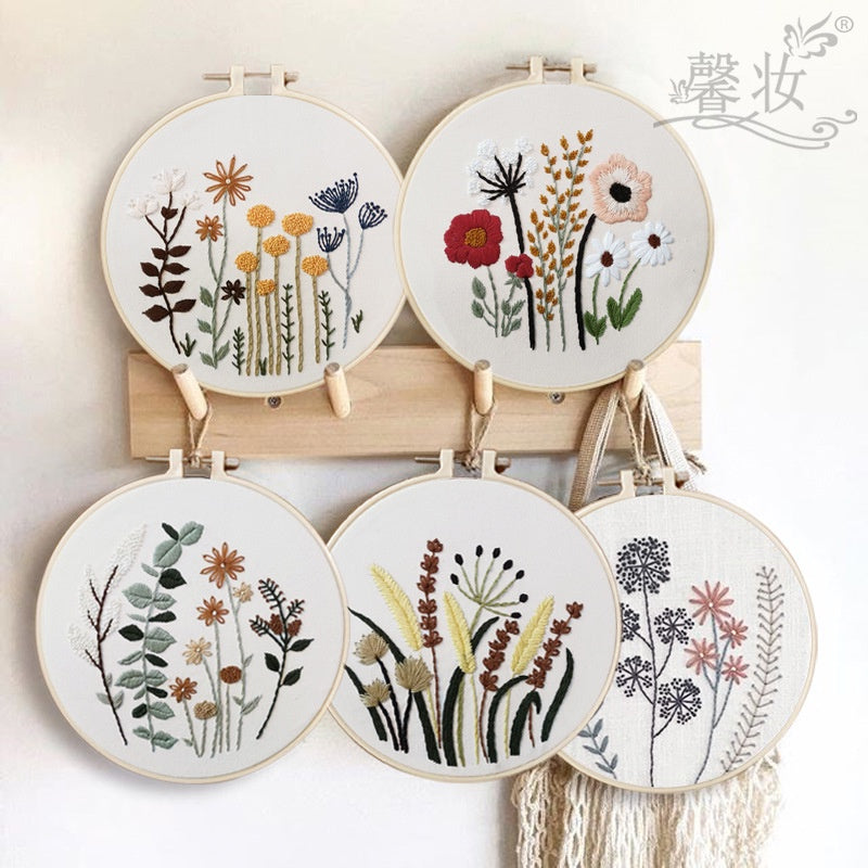 Embroidery Set/ Embroidery Kit Needlework/ DIY cross stitch set / Set Sulaman Tangan 刺绣DIY材料包/刺绣套件/新手刺绣材料包