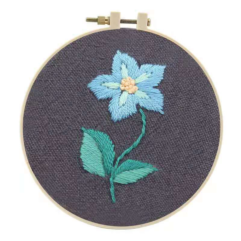 NEW ARRIVAL - Embroidery Kit- Needlework for Beginner- Cross Stitch set/ DIY手工刺绣材料包- 新款刺绣- 绣花套件