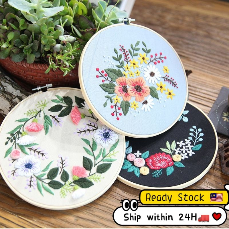 New Arrival- Embroidery Kit- Needlework for Beginner- Cross Stitch set/ DIY手工刺绣材料包- 复古花卉初学者绣花套件- 复古花卉十字绣挂画