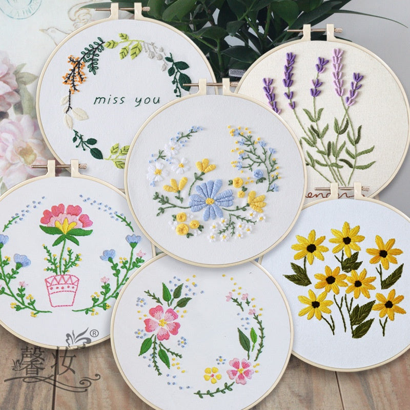 Embroidery Set/ Embroidery Kit Needlework/ DIY cross stitch set / Set Sulaman Tangan 刺绣DIY材料包/刺绣套件/新手刺绣材料包