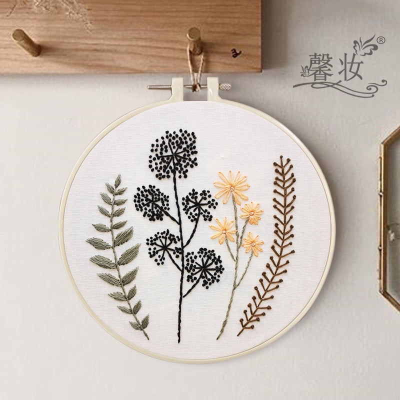 Embroidery Set/ Embroidery Kit Needlework/ DIY cross stitch set / Set Sulaman Tangan 刺绣DIY材料包/刺绣套件/新手刺绣材料包