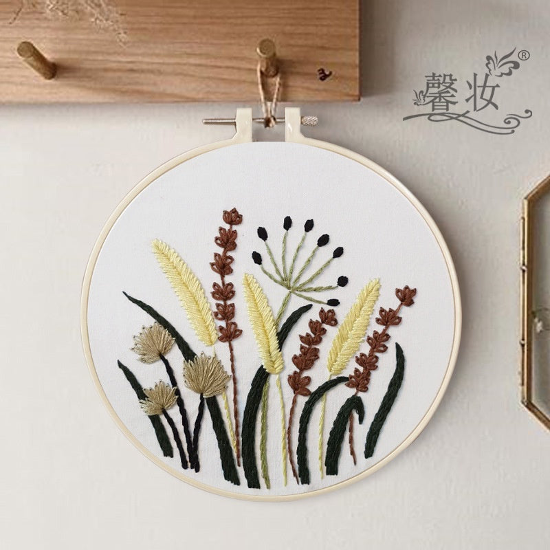 Embroidery Set/ Embroidery Kit Needlework/ DIY cross stitch set / Set Sulaman Tangan 刺绣DIY材料包/刺绣套件/新手刺绣材料包
