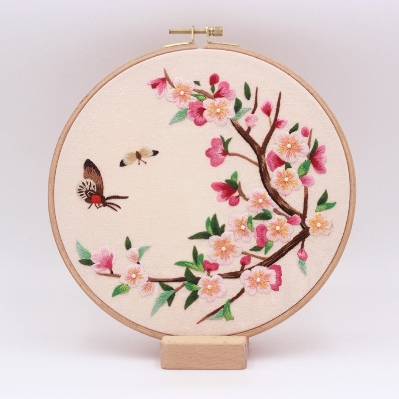 Embroidery Kit- Needlework for Beginner- Cross Stitch set/ DIY手工刺绣材料包- 仙鹤花草初学者绣花套件