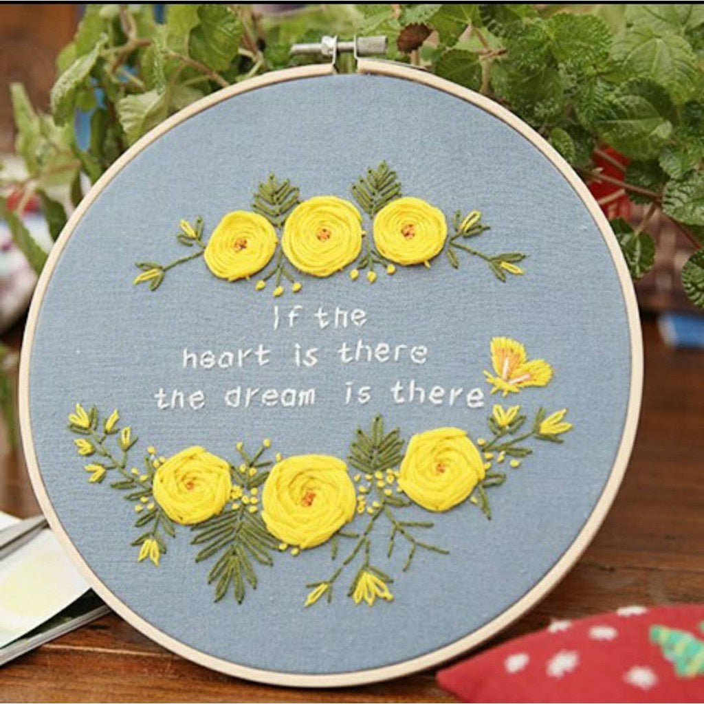 Embroidery Kit- Needlework for Beginner- Cross Stitch set/ DIY手工刺绣材料包- 复古式初学者绣花套件