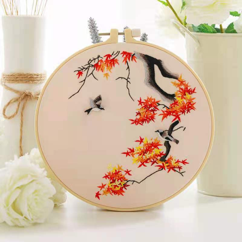 Embroidery Kit- Needlework for Beginner- Cross Stitch set/ DIY手工刺绣材料包- 仙鹤花草初学者绣花套件