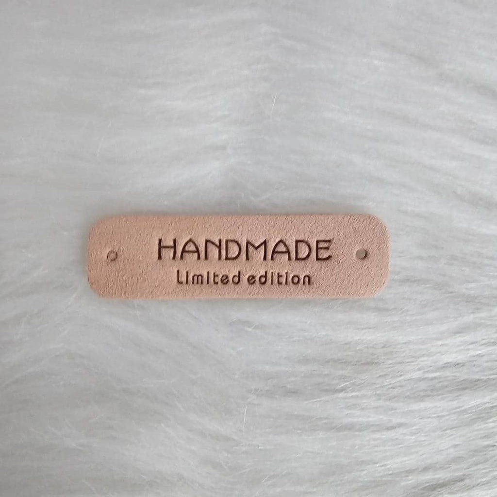 5pcs Handmade Microfiber Label Tag Color Tag 彩色标签handmade字母两孔压花麂皮绒皮标
