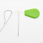 Plastic Needle Threader Color Plastic Needle Threader/ Pemasang Jarum / Alat masukkan Benang / Needle inserter