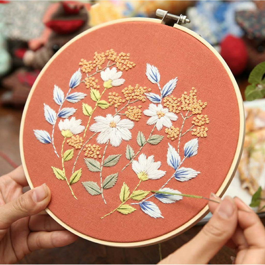 Embroidery Kit- Needlework for Beginner- Cross Stitch set/ DIY手工刺绣材料包- 复古式初学者绣花套件