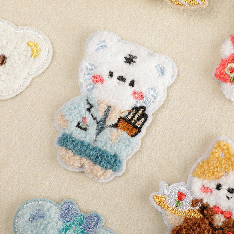 Self-Adhesive Embroidery sticker Patch - Iron on Scarf Label - Bear Sticker Patch