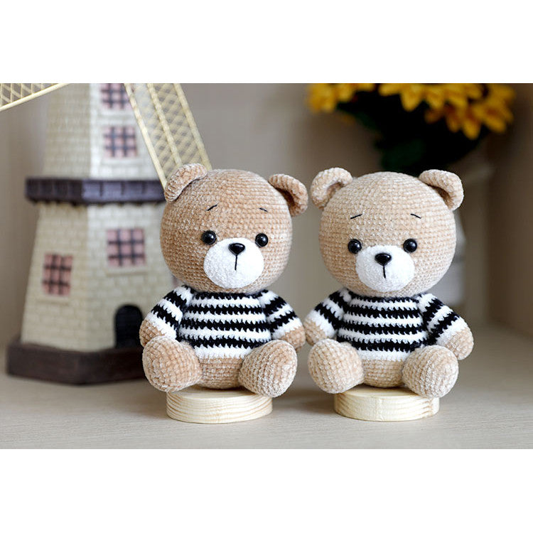 40g- Chenille Crochet Yarn 2mm | Crochet Knitting Yarn | Soft Velvet Yarn for Amigurumi Dolls 雪尼尔毛线