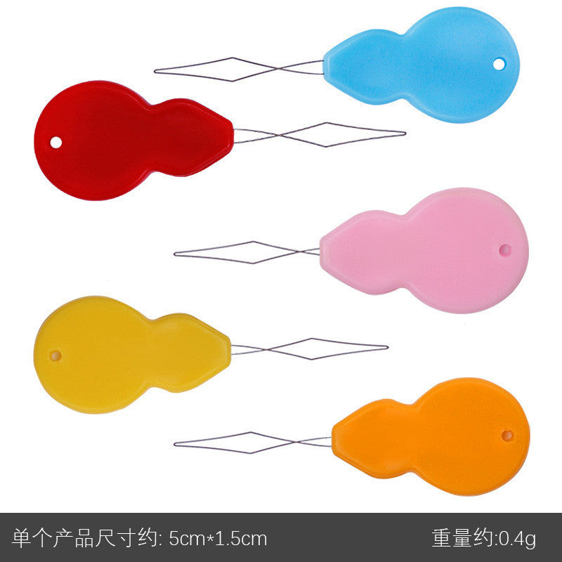 Plastic Needle Threader Small Eye Needle Threader Hand Sewing Threading Tool | Alat Masuk Benang Jarum Penjahit Sulam